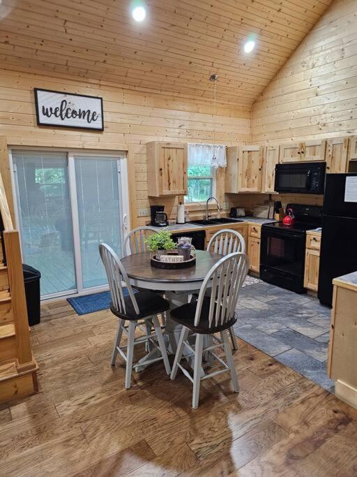 Sugar Bear Cabin With Boat Parking 5 Mins To State Park & Golf Vila Burkesville Exterior foto